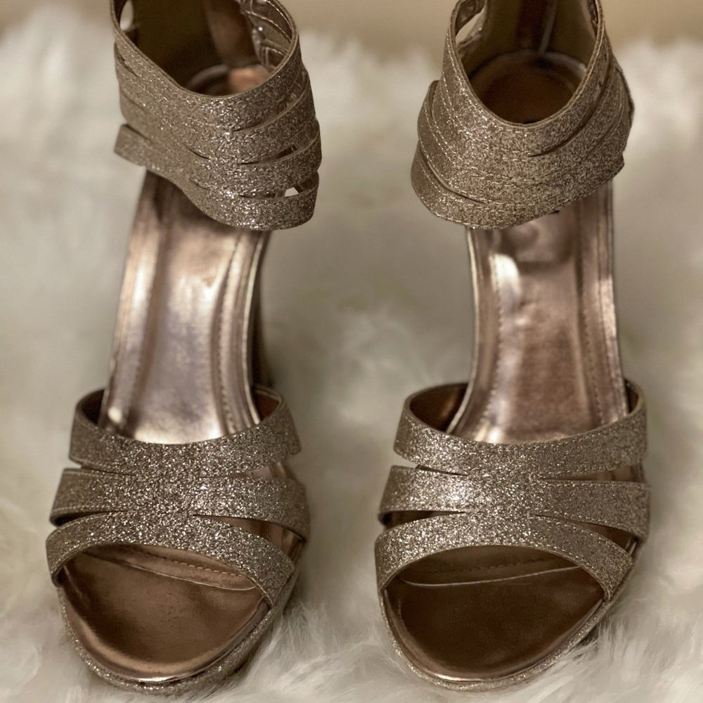 Shoes - Picture 3 of 3